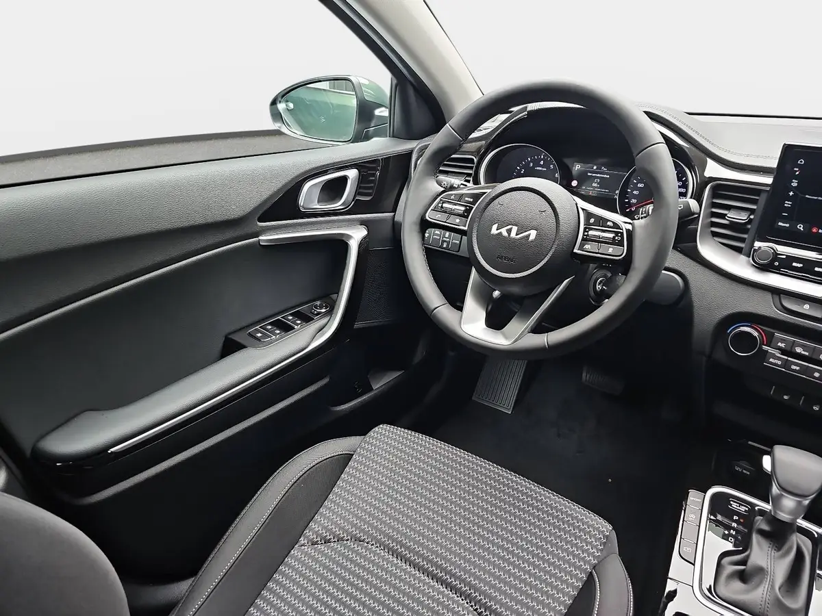KIA CEED 1.5 T-GDI DCT7 VISION KOMFORT+ SITZH.