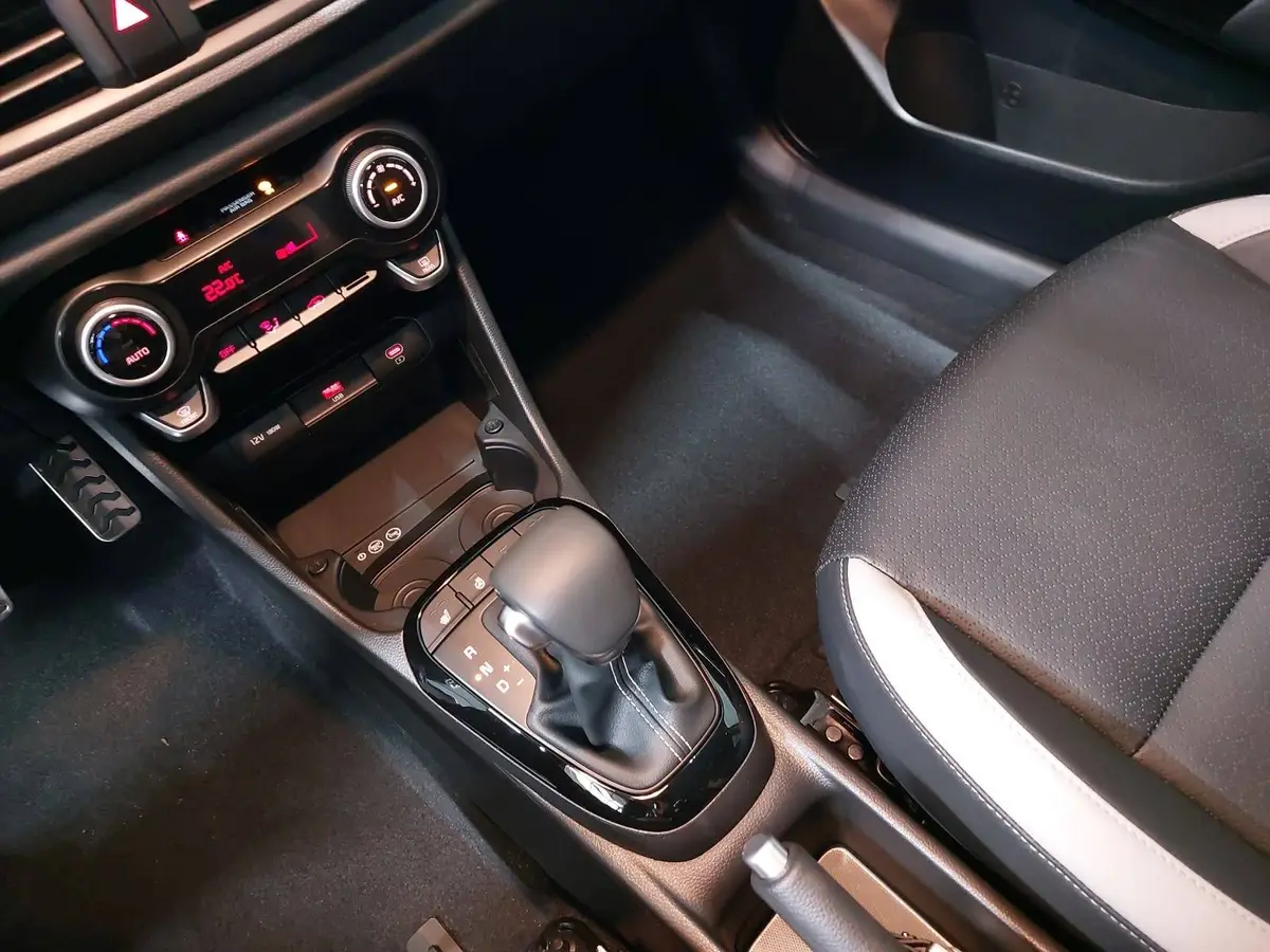 KIA PICANTO 1.0 GDI AUTO. (AMT) GT-LINE MJ26 LED SITZH. NAVI KAMERA