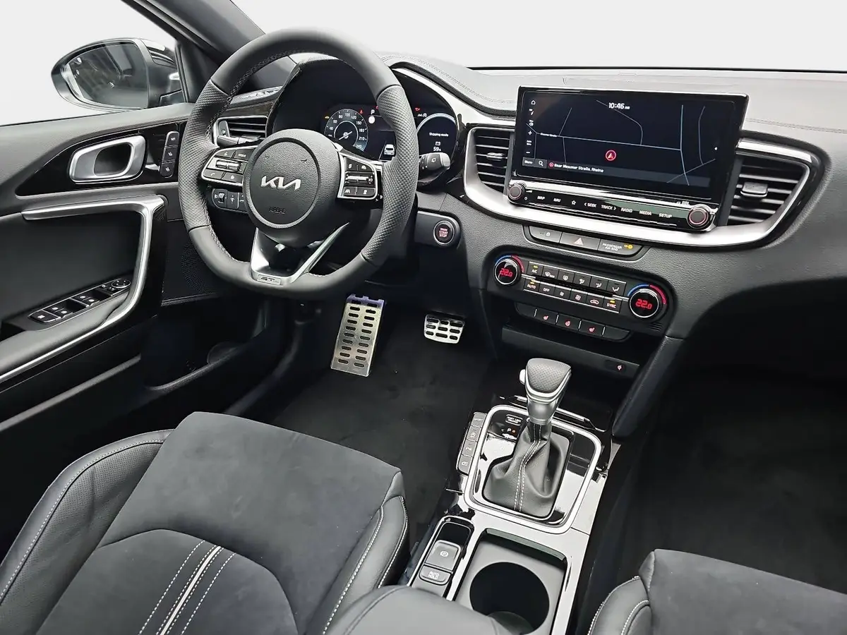 KIA CEED SW 1.5 T-GDI DCT7 GT-LINE TECHNOLOGIE LEDER GLASDACH PERFORMANCE