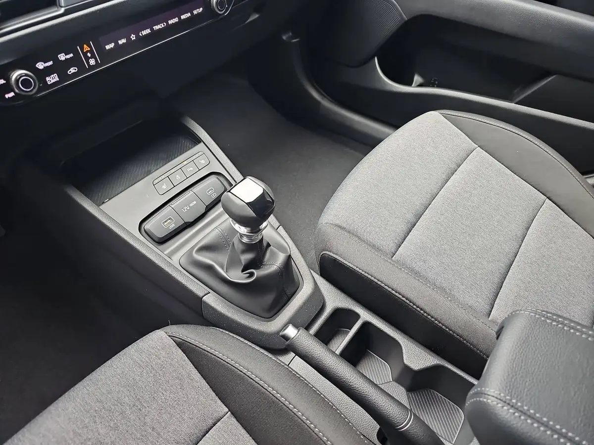 KIA STONIC 1.0 T-GDI 100 VISION MJ26 SITZH. NAVI