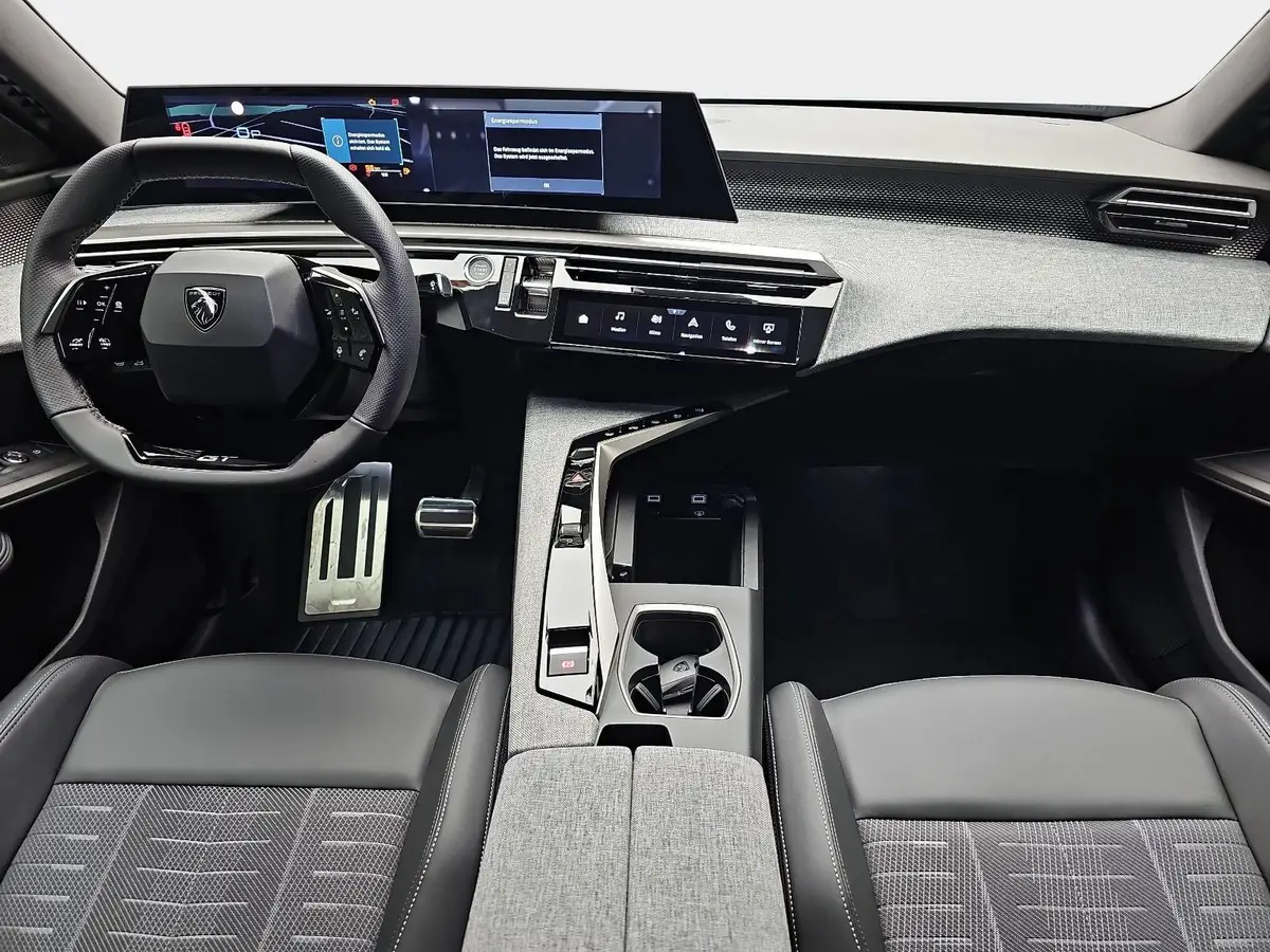 PEUGEOT 3008 1.2 HYBRID 145 E-DSC6 GT NAVI KLIMA LED AHK LM19