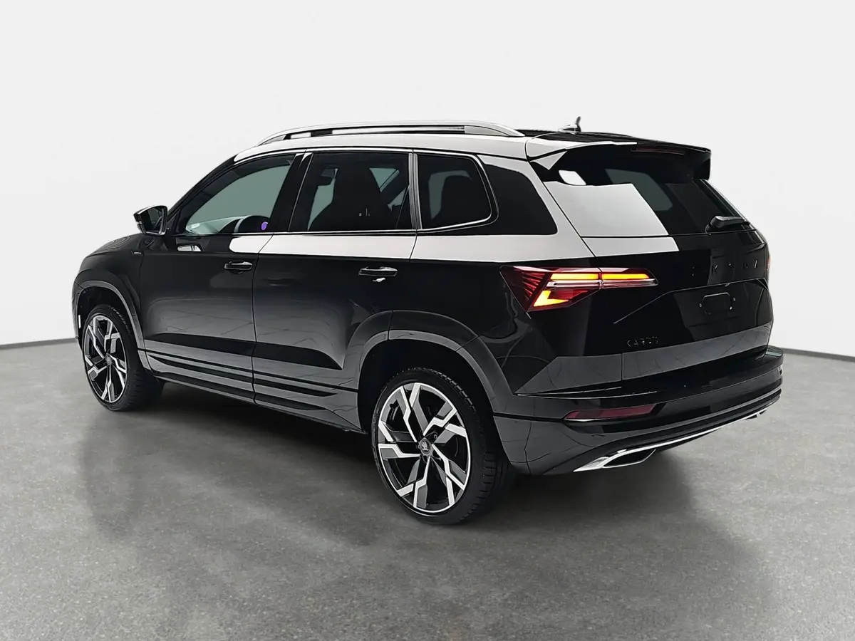 SKODA KAROQ 1.5 TSI DSG SPORTLINE NAVI LED PANO ACC WINTER KAM