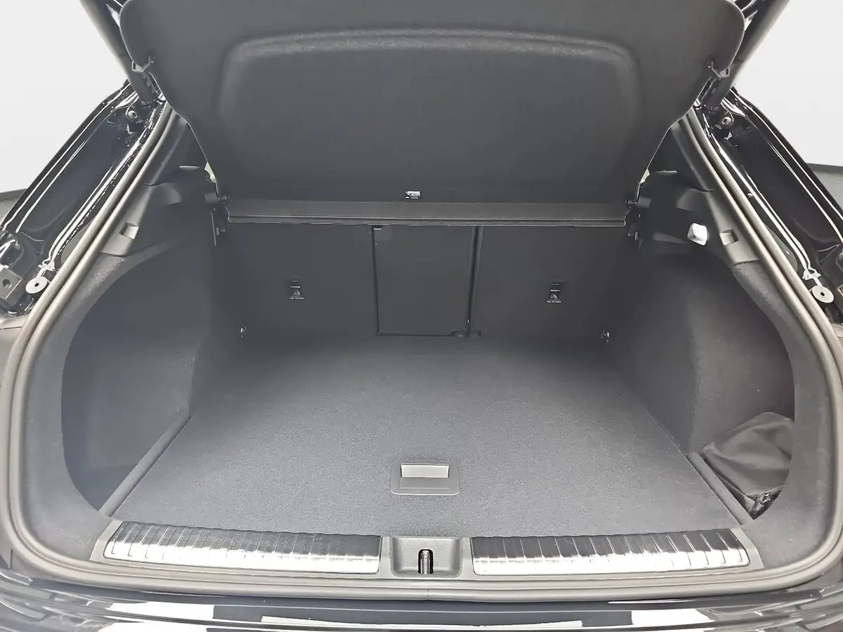 AUDI Q3 TDI S-TRONIC S-LINE NAVI LED-PLUS PANO