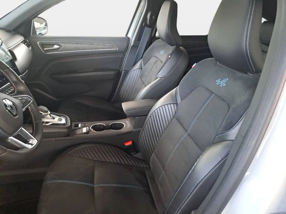RENAULT ARKANA 1.6 E-TECH AUTO. HYBRID ESPRIT ALPINE PANO LED