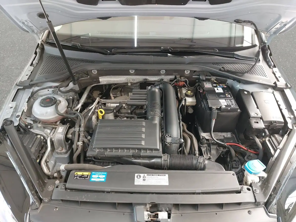 VW GOLF VII 1.4 TSI HIGHLINE LED ACC