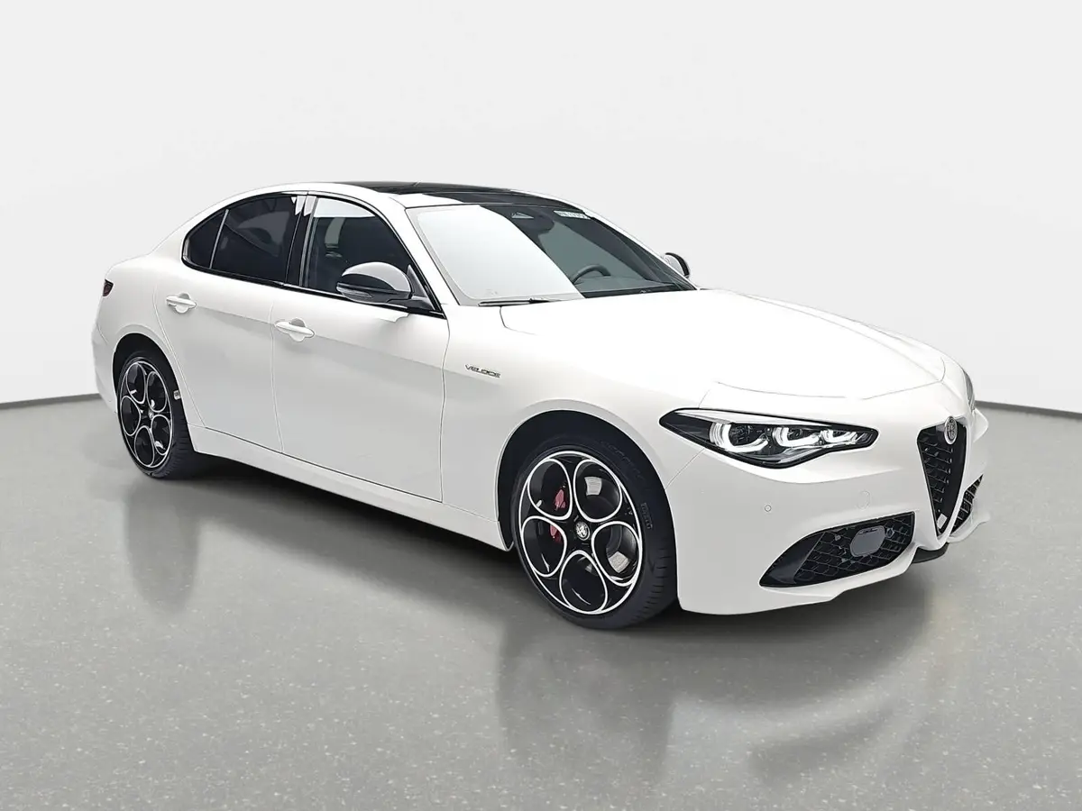 ALFA ROMEO GIULIA 2.0 TURBO 16V Q4 VELOCE PANORAMA TECHNOLOGIE PAKET PREMIUM AUDIO