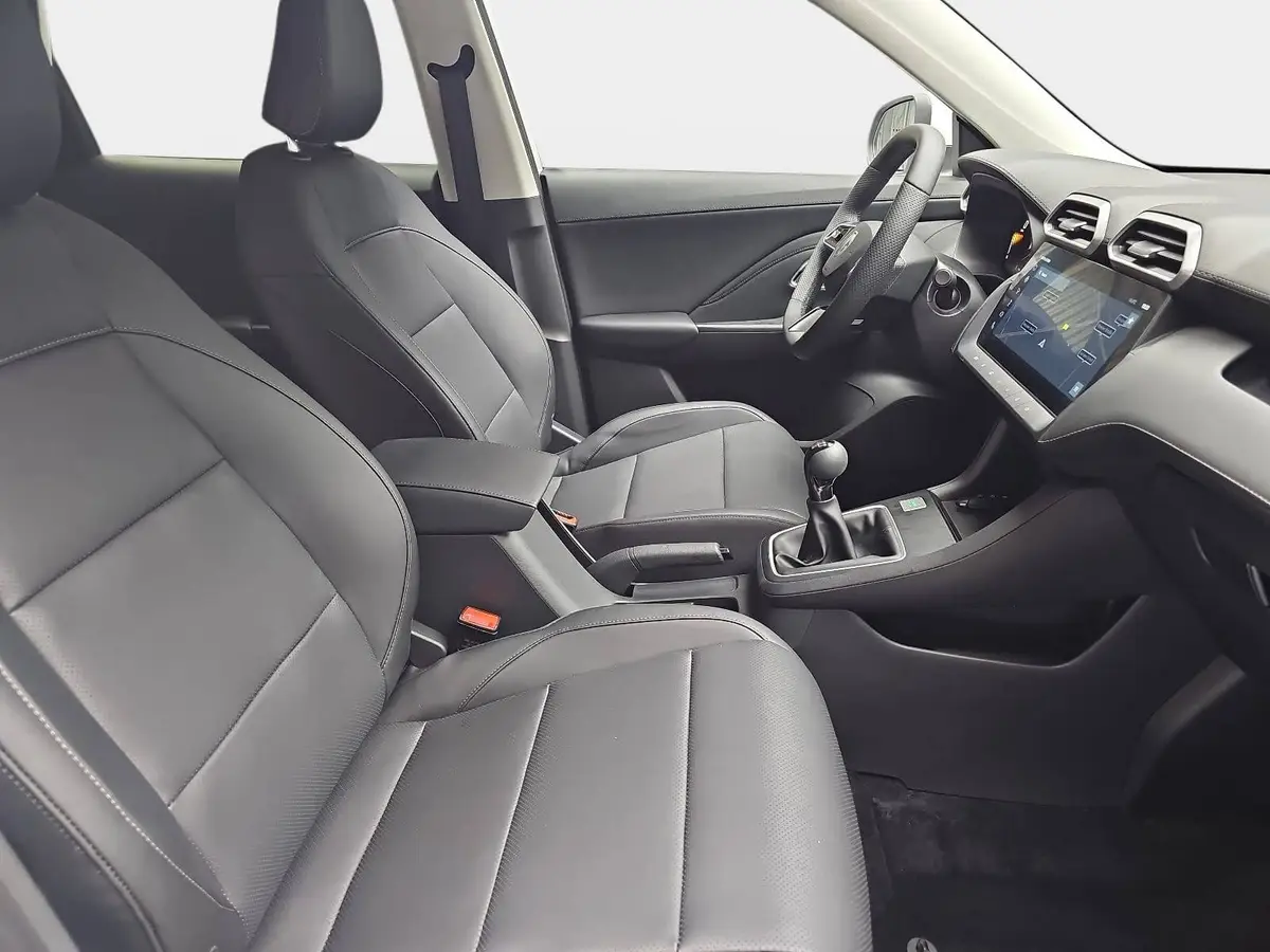 MG ZS 1.5 VTI-TECH COMFORT NAVI LM17 KEYLESS-ENTRY