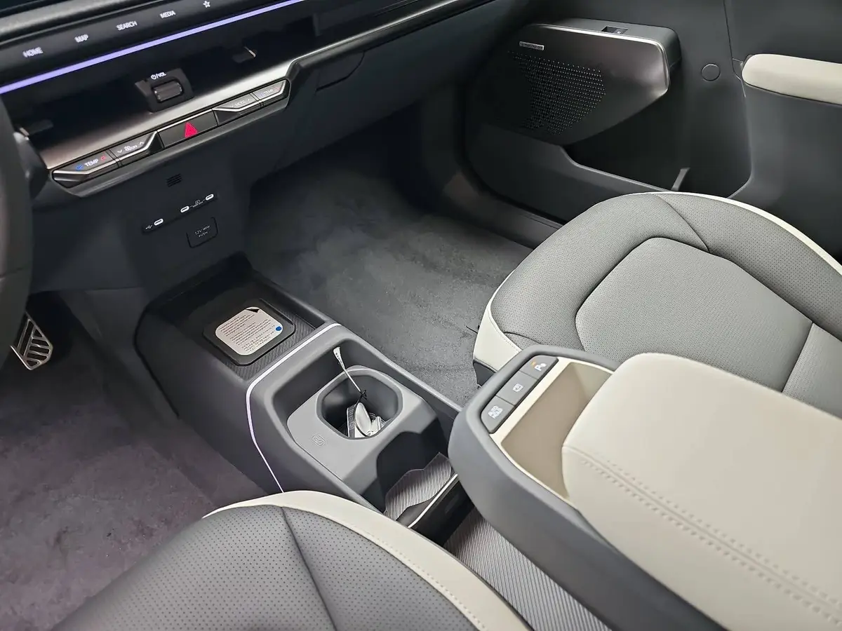 KIA EV2 61.0 KWH GT LINE MJ27 4SITZE WINTER-CONNECT TECHN DRIVEWISE-PARK KOM GD