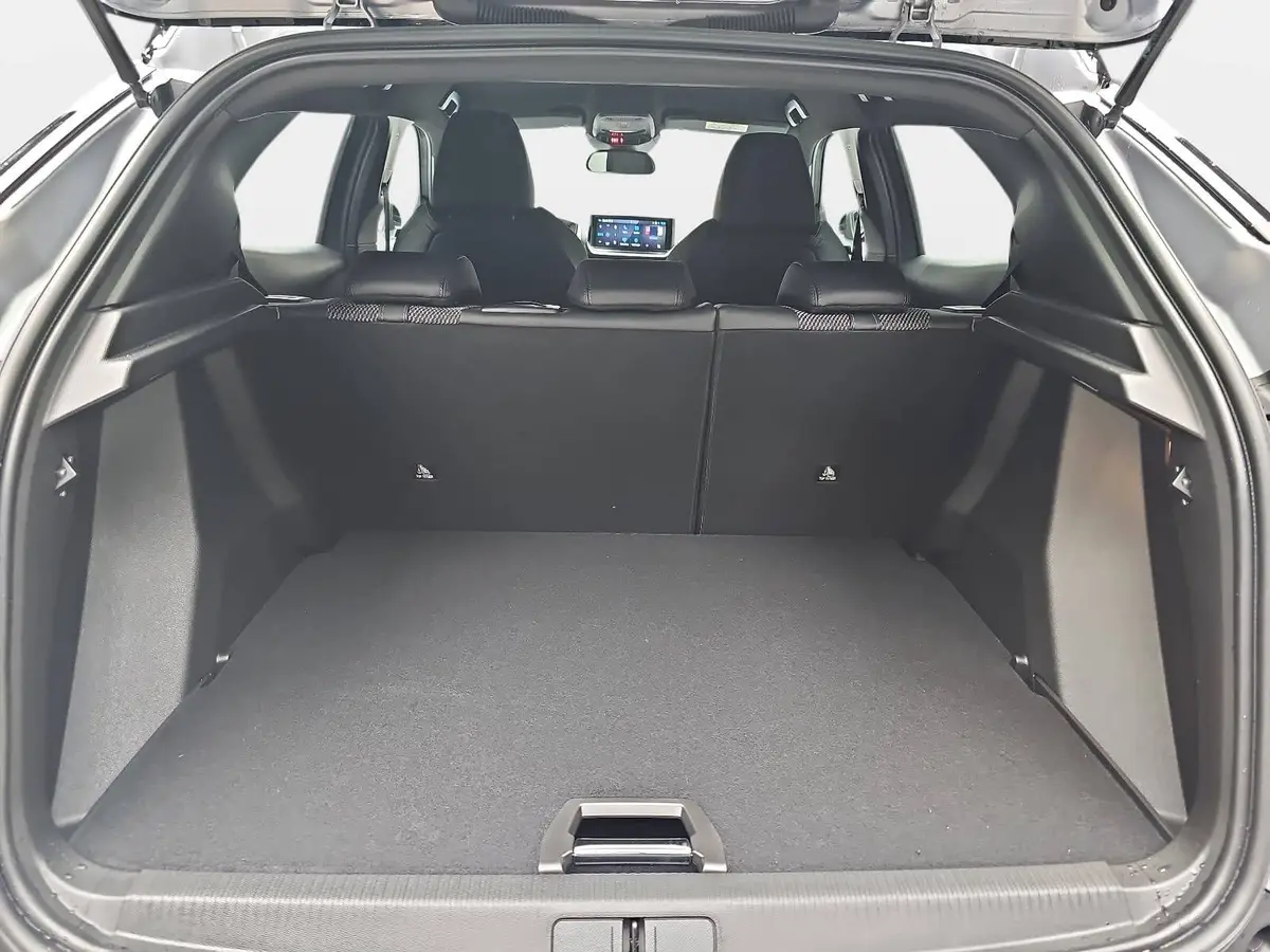 PEUGEOT 2008 1.2 HYBRID 145 E-DSC6 GT-LINE 2-WD LED KLIMAAUTO K