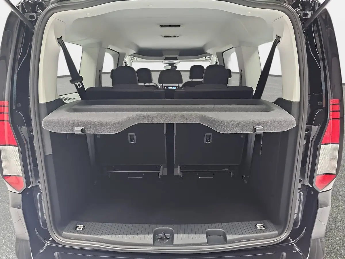 VW CADDY MAXI 1.5 TSI DSG LIFE APP-CONNECT AHK