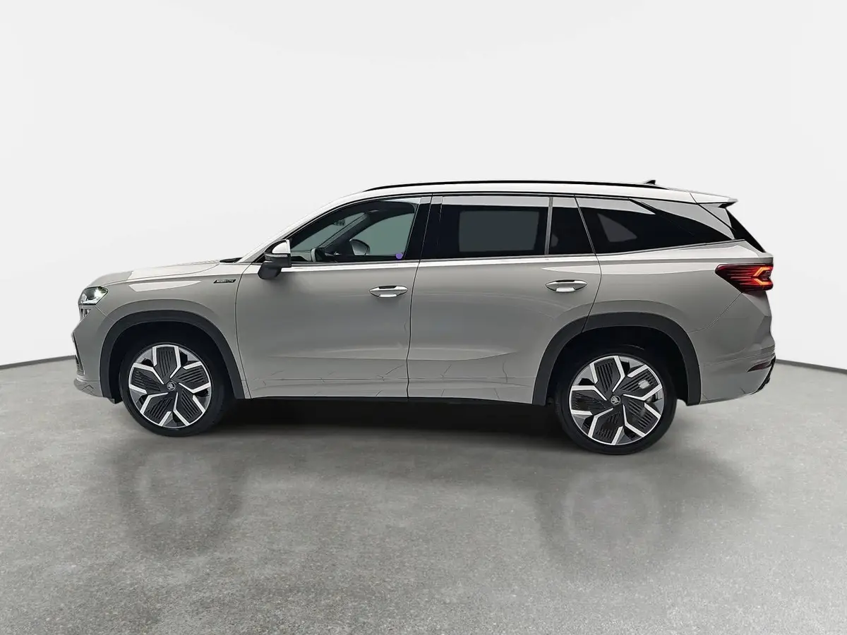 SKODA KODIAQ 2.0 TSI DSG SPORTLINE 4X4 PANO LED AHK