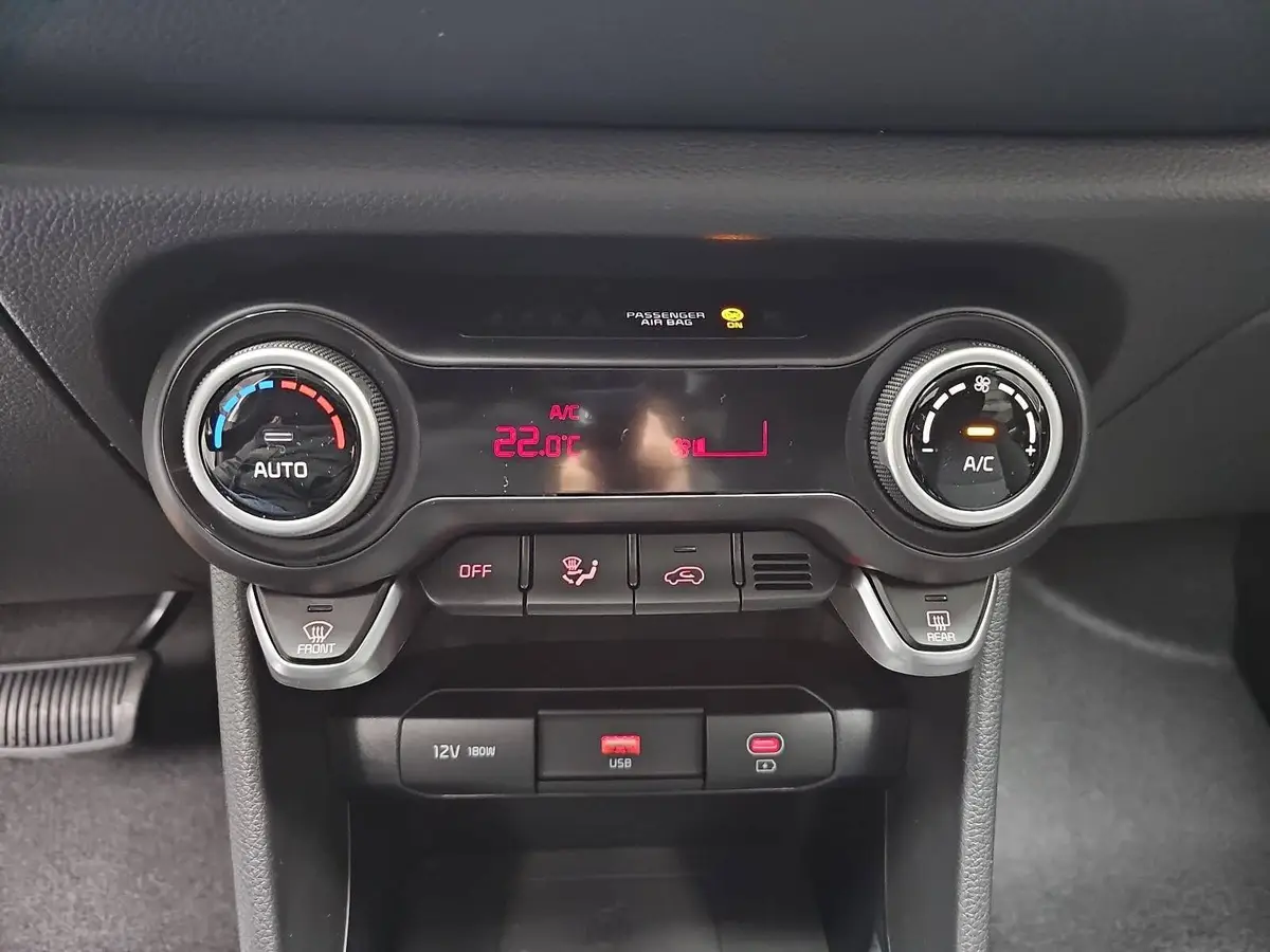 KIA PICANTO 1.0 GDI AUTO. (AMT) SPIRIT MJ26 LED SITZH. NAVI KAMERA