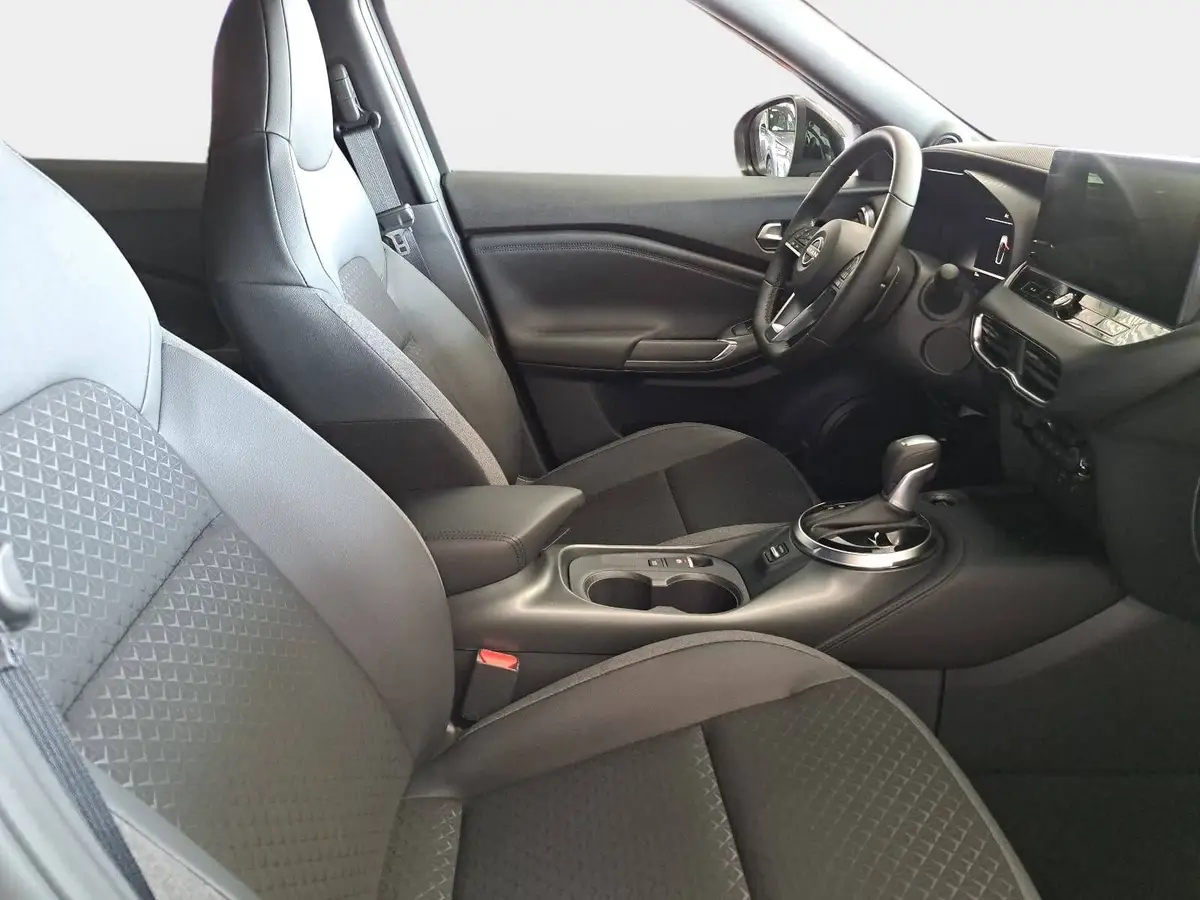 NISSAN JUKE 1.0 DIG-T 5T AUTO. N-CONNECTA NAVI WINTER