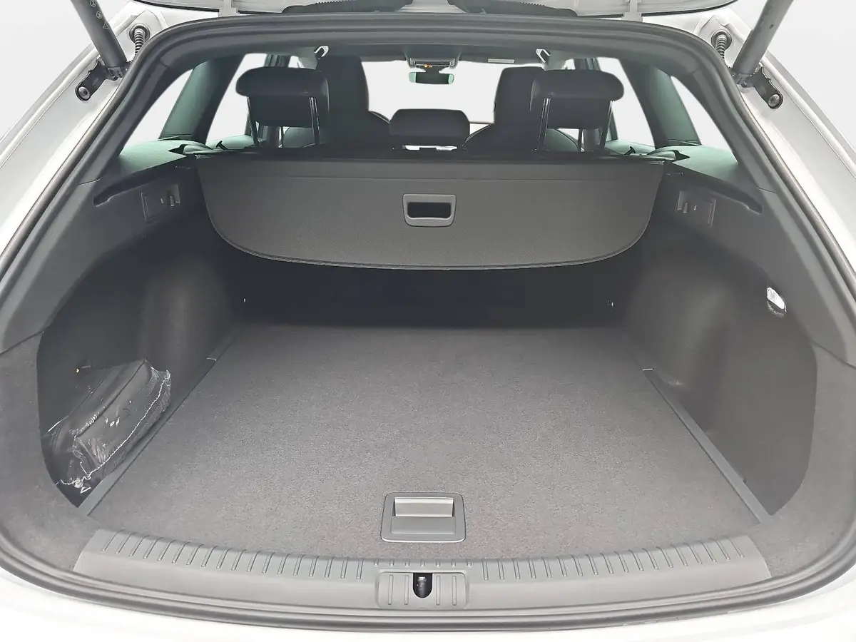 CUPRA LEON ST 1.5 ETSI DSG LED KLIMAAUTO ACC FULL-LINK EL.HECKKL