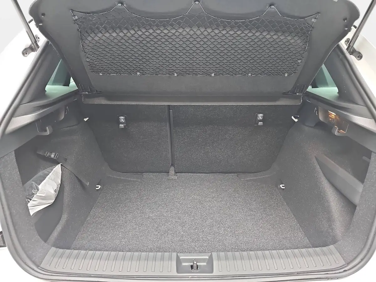 SKODA KAMIQ 1.0 TSI DSG MONTE CARLO LED PANORAMA WINTER KAMERA