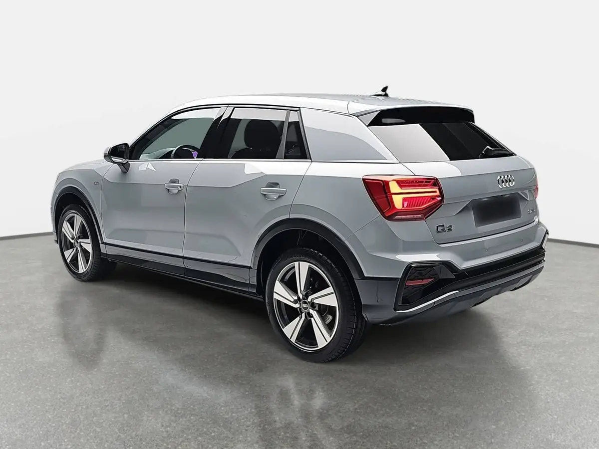 AUDI Q2 35 TFSI S-TRONIC S LINE NAVI LED ACC EL.HECKKL. WI