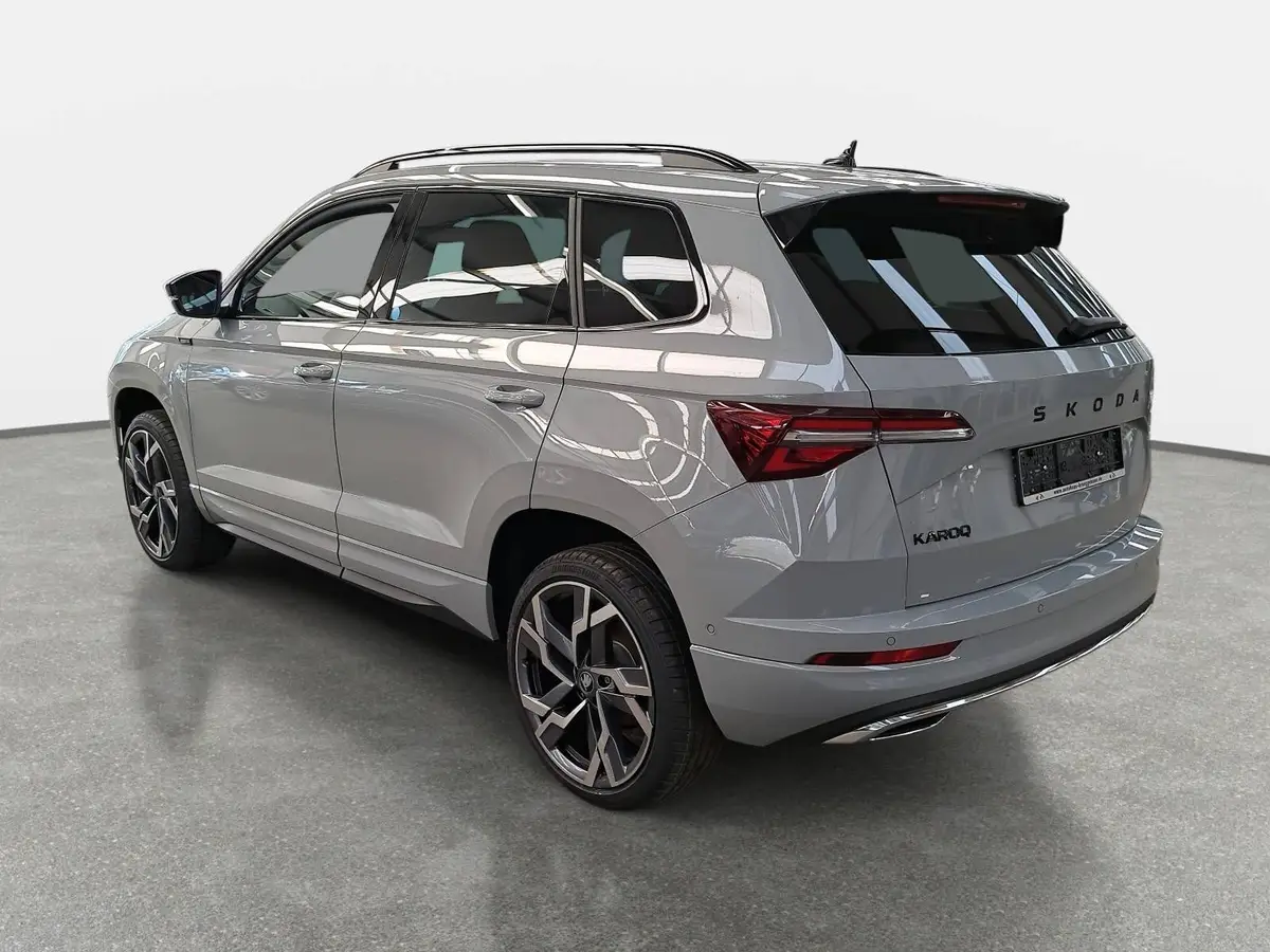 SKODA KAROQ 1.5 TSI DSG SPORTLINE NAVI LED-MATRIX PANO CANTON 