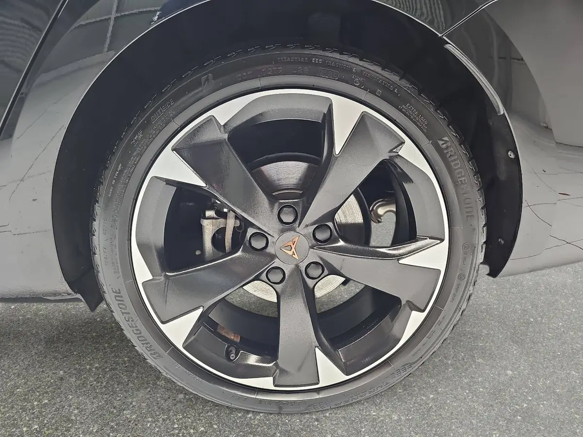 CUPRA LEON ST 1.4 E-HYBRID DSG NAVI LED-MARIX EL.HECKKLAPPE KAME