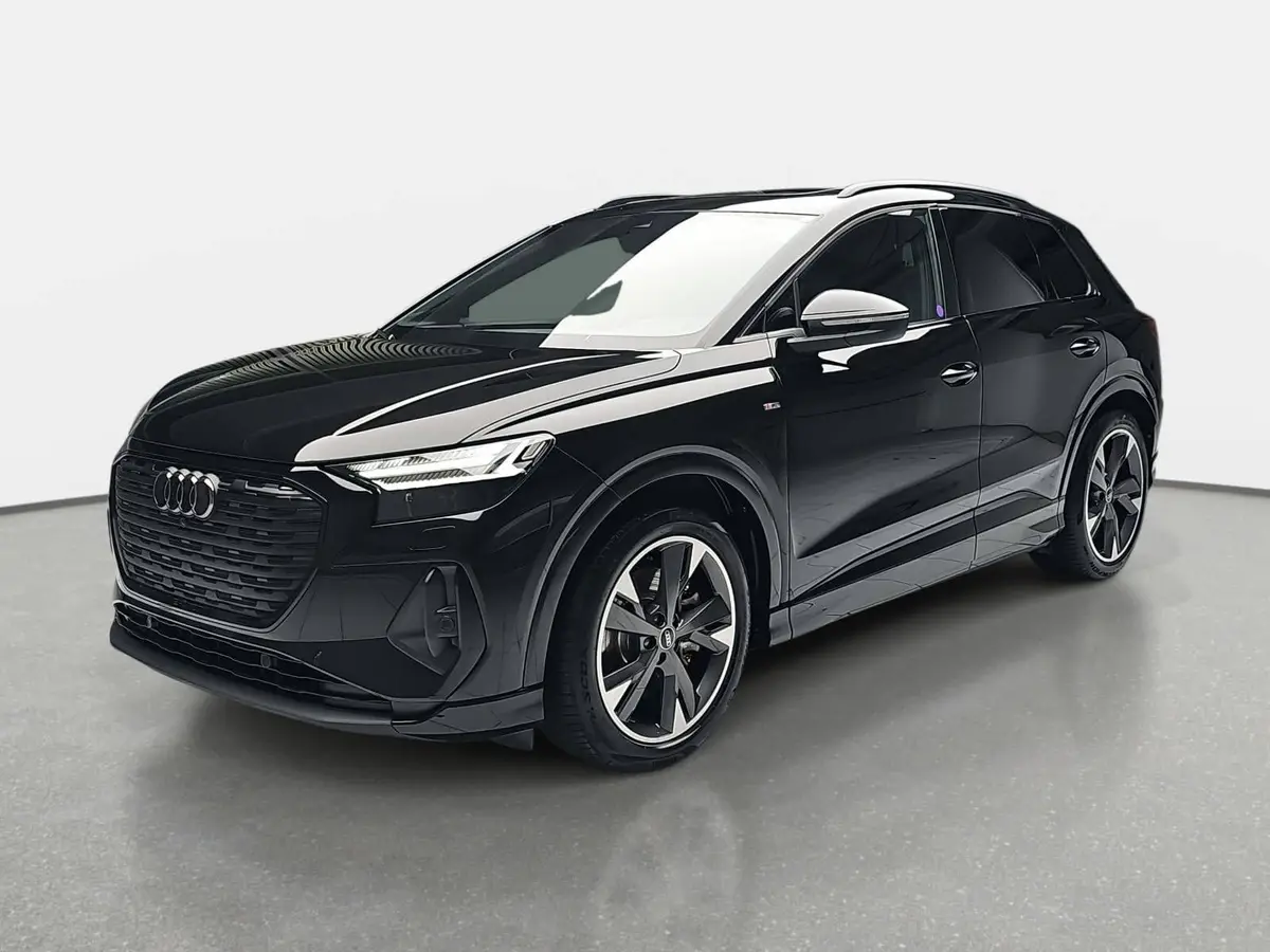 AUDI Q4 45 E-TRON S-LINE NAVI MATRIX KAMERA