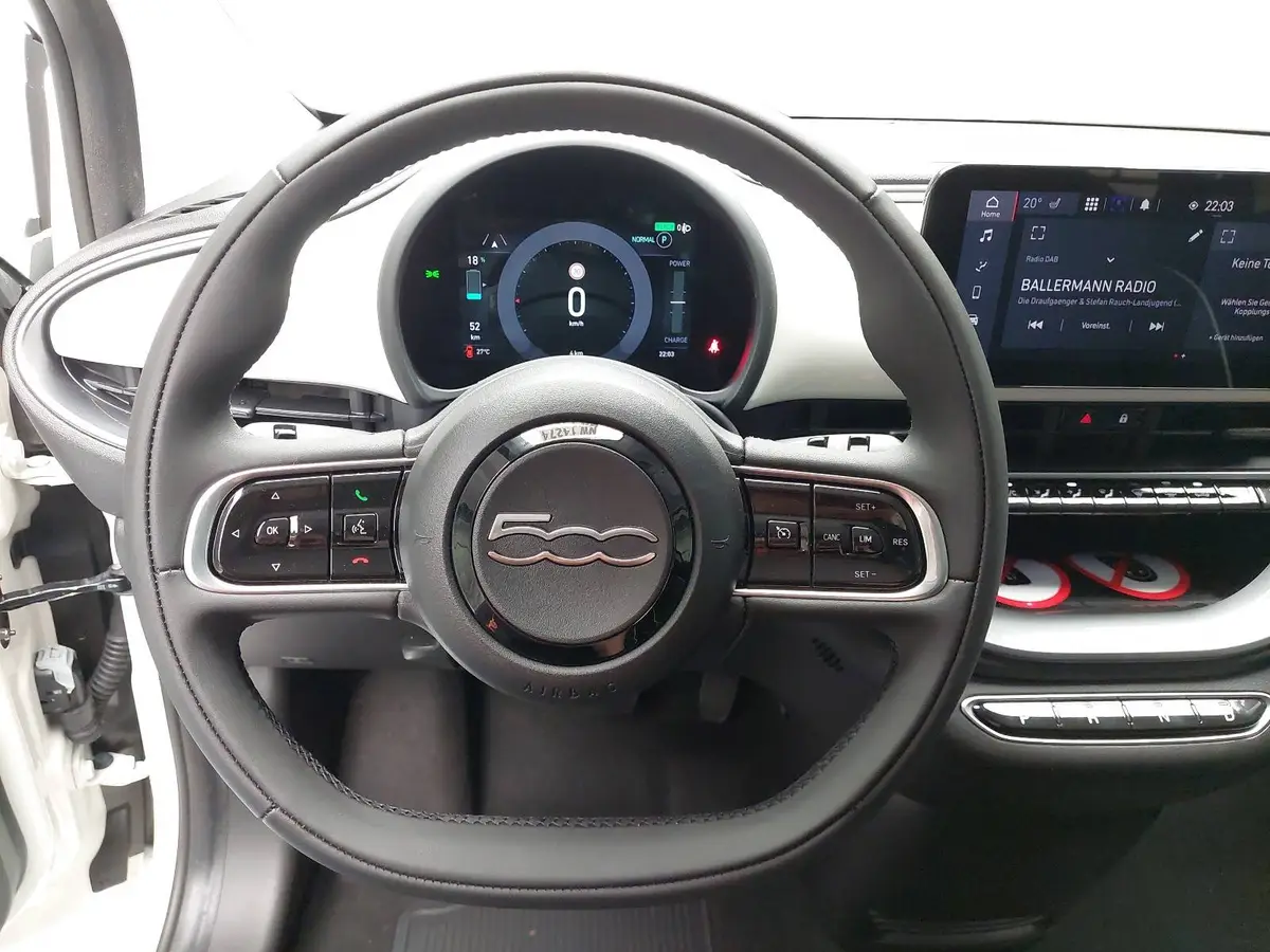 FIAT 500 ELEKTRO 42 KWH KOMFORT PAKET, 16 ZOLL LM FELGEN