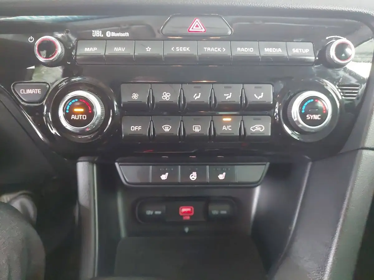 KIA SPORTAGE 1.6 T-GDI 4WD BLACK EDITION PREMIUM STANDHEIZUNG