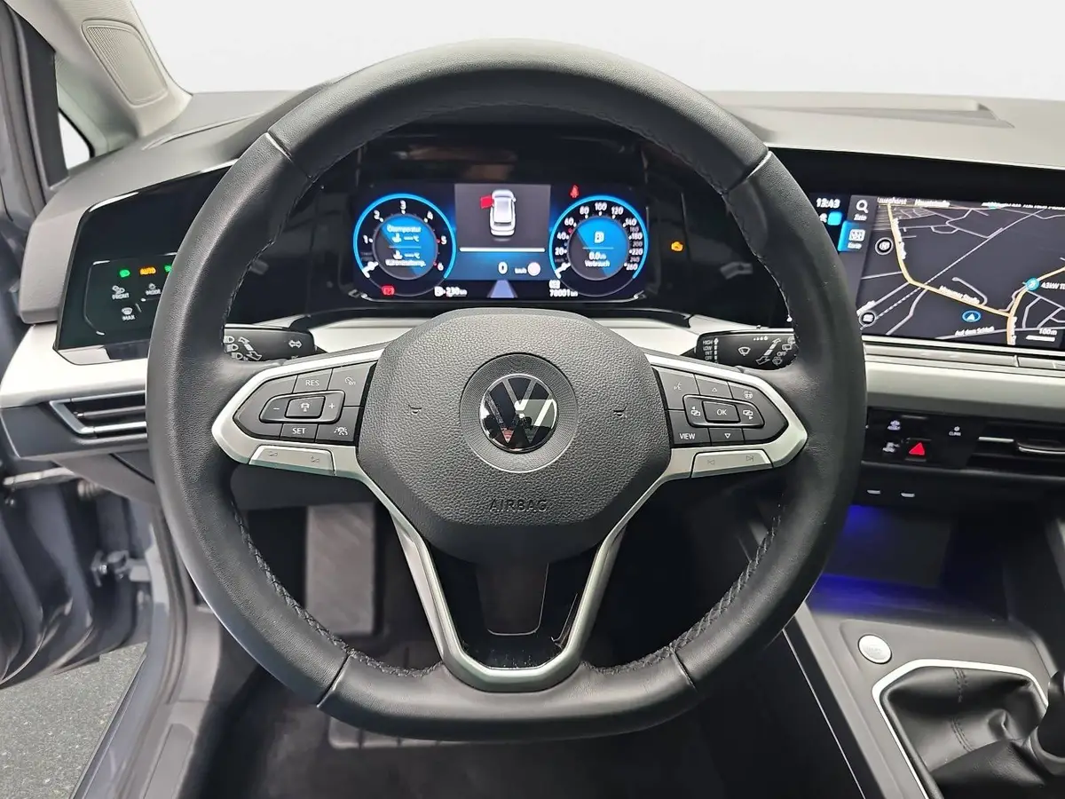 VW GOLF VARIANT 2.0 TDI VIII LIFE NAVI LED LM
