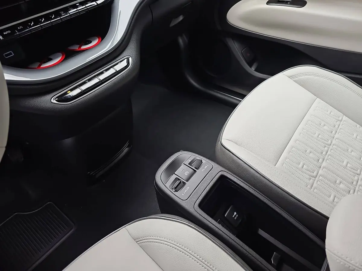 FIAT 500E ELEKTRO 42 KWH LA PRIMA