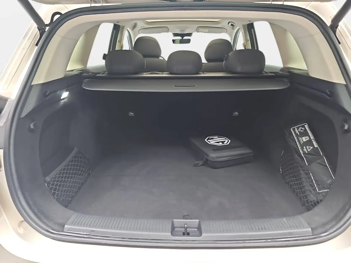 MG S6 EV EV 77 KWH LUXURY AWD PANORAMA LEDER 20-ZOLL