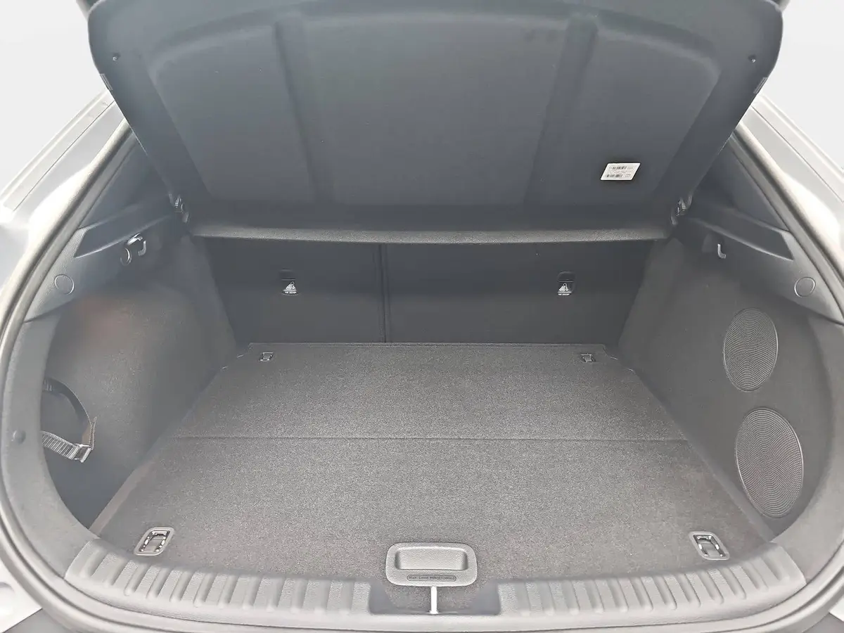 KIA XCEED 1.6 T-GDI 150 DCT SPIRIT MJ27 SOUND SITZ ADVANCED