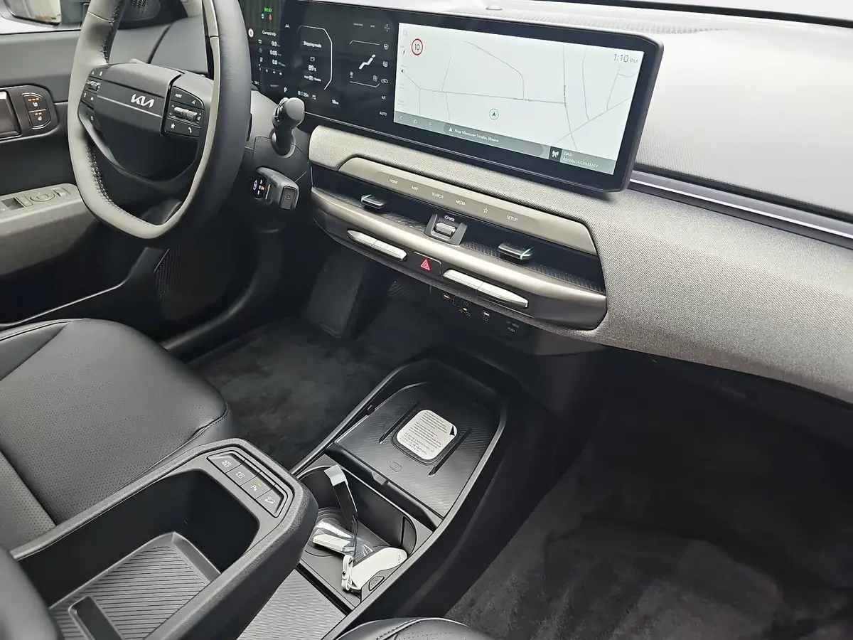 KIA EV4 81.4 KWH EARTH MJ26 UPGRADE TECHNOLOGY WINTER DWP DESIGN SOUND GLASD.