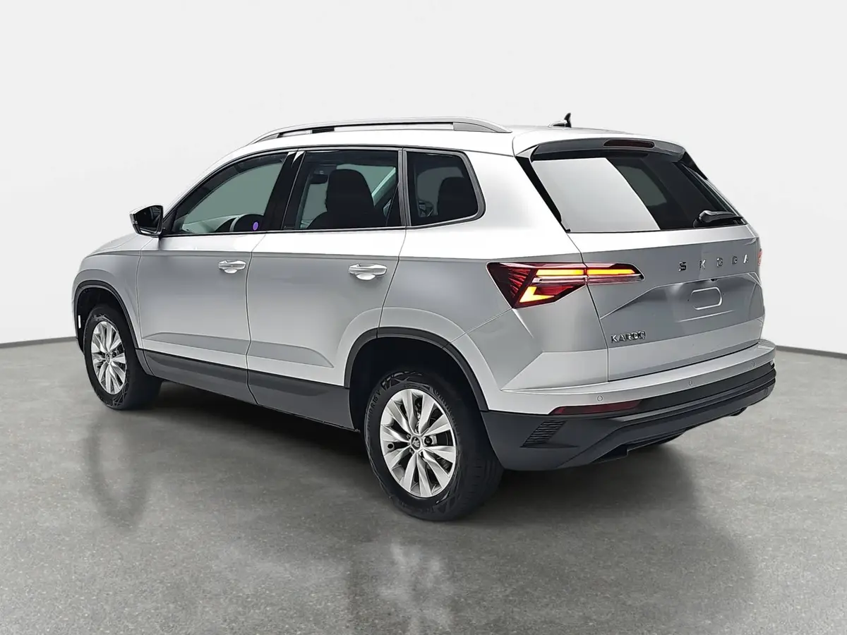 SKODA KAROQ 1.5 TSI DSG 130 JAHRE LED KLIMAAUTO WINTER SICHT K