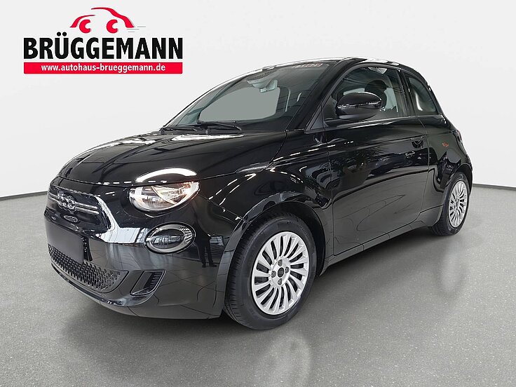 FIAT 500 ELEKTRO 23.8 KWH ACTION RADIO & WINTER PAKET GANZJAHRESREIFEN