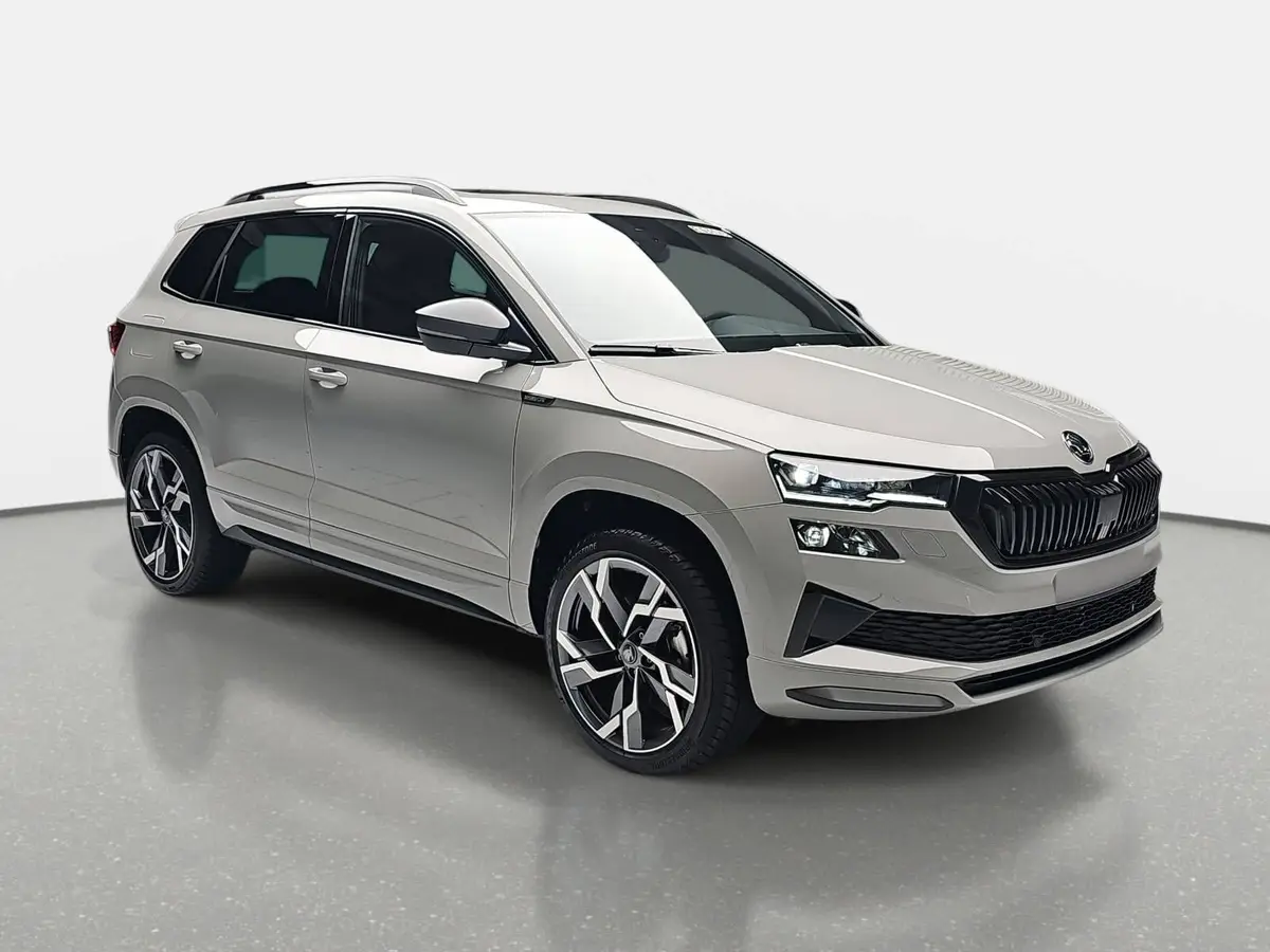 SKODA KAROQ 2.0 TSI DSG SPORTLINE 4X4 AHK PANO