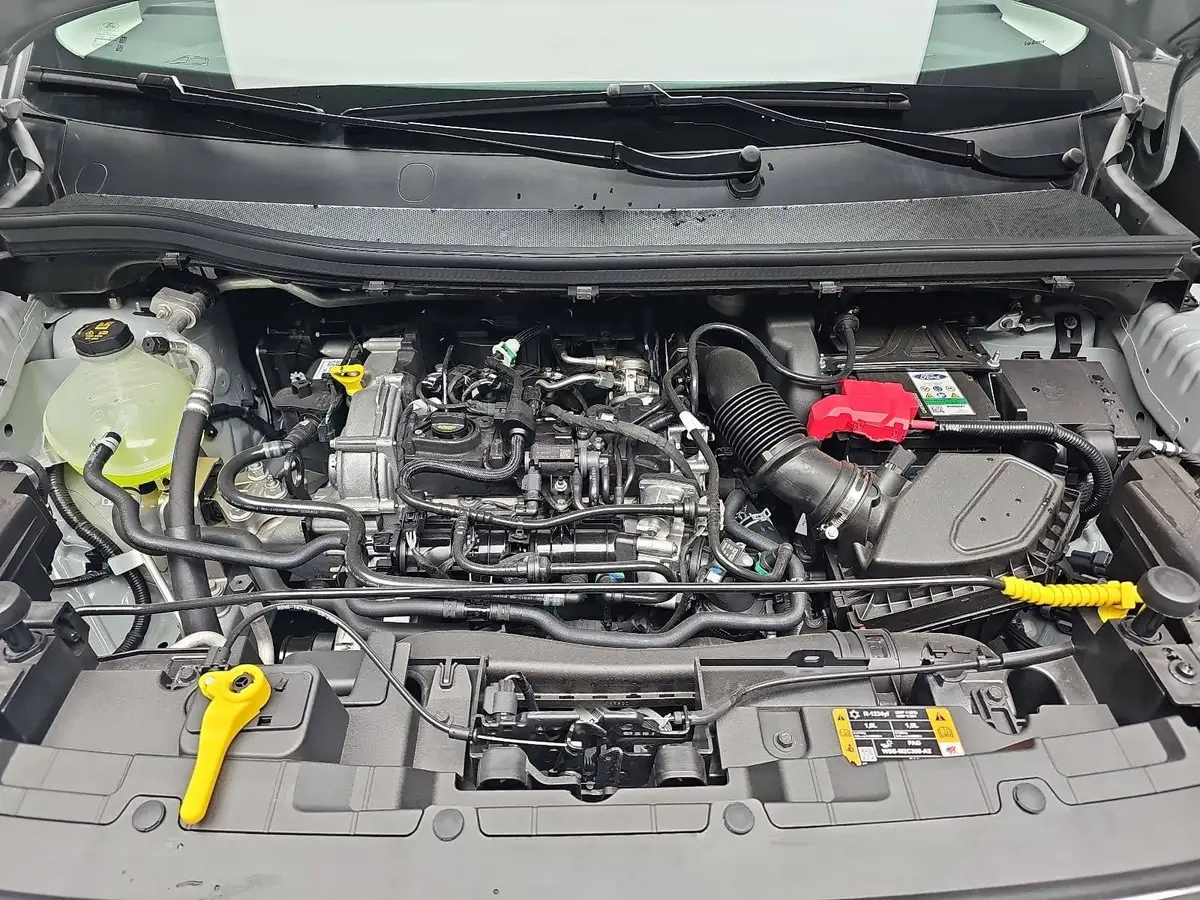 FORD TOURNEO COURIER 1.0 EB AUT. ACTIVE NAVI+ACC+WINTER+SPUR+KAMERA+LM