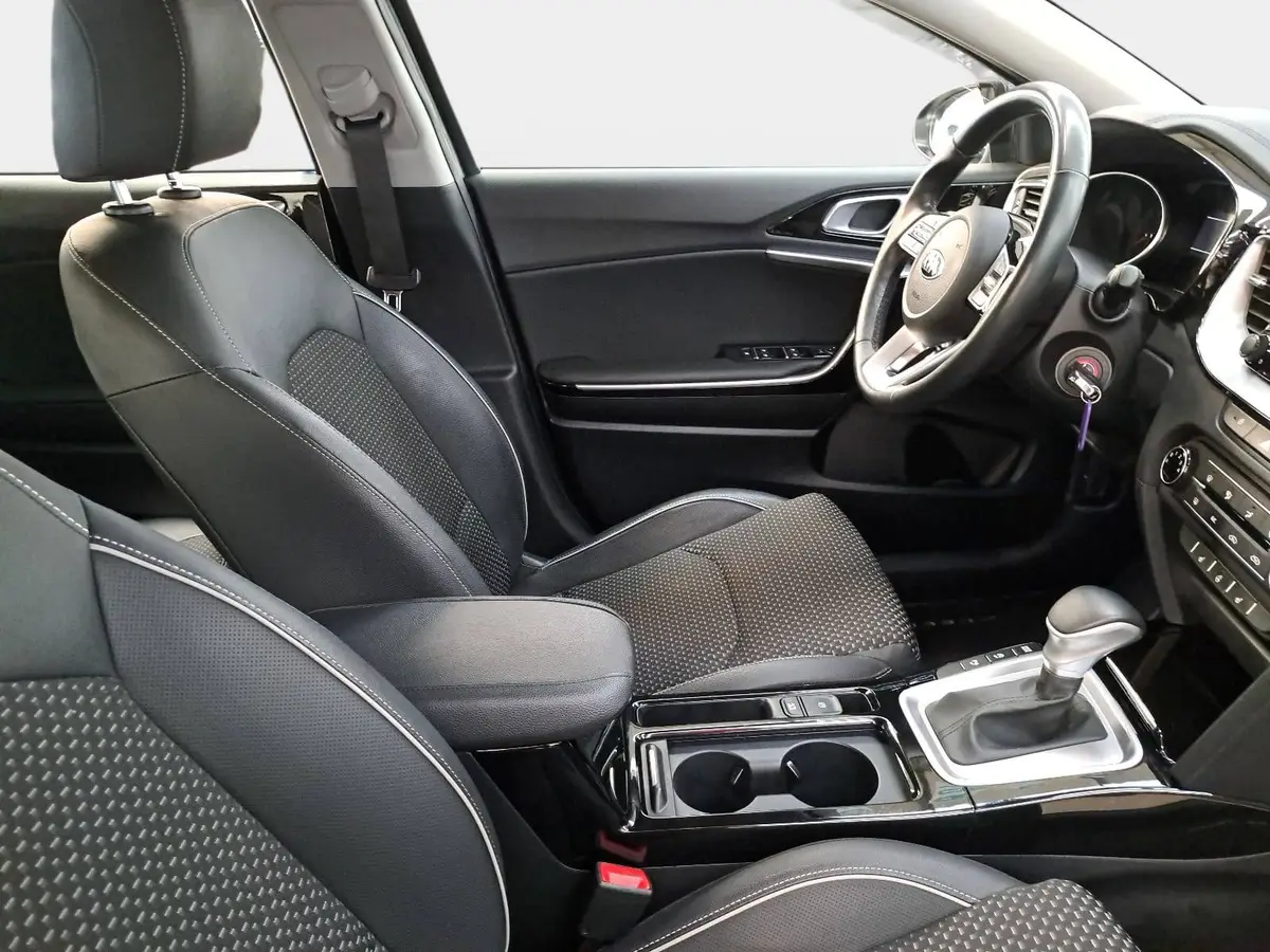 KIA XCEED 1.6 CRDI DCT NAVI KLIMA KAMERA ALLSEASON LM17