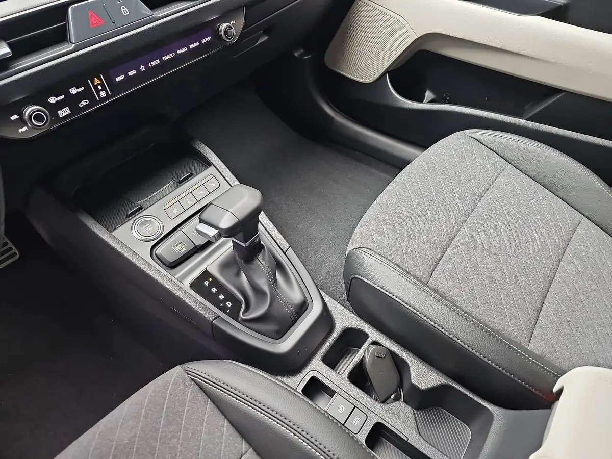 KIA STONIC 1.0 T-GDI 115 48V DCT GT-LINE MJ26