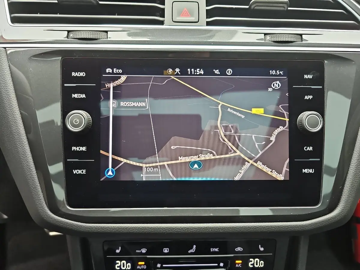 VW TIGUAN 2.0 TSI DSG R-LINE 4MOTION NAVI LED PANO AHK LM19