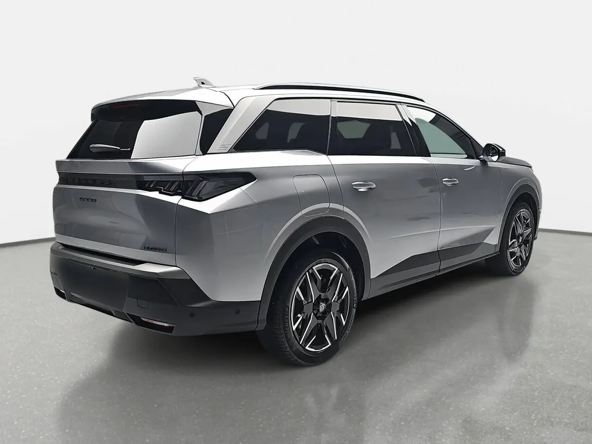 PEUGEOT 5008 1.2 HYBRID 145 E-DSC6 ALLURE KLIMA LED 7-S DAB 360