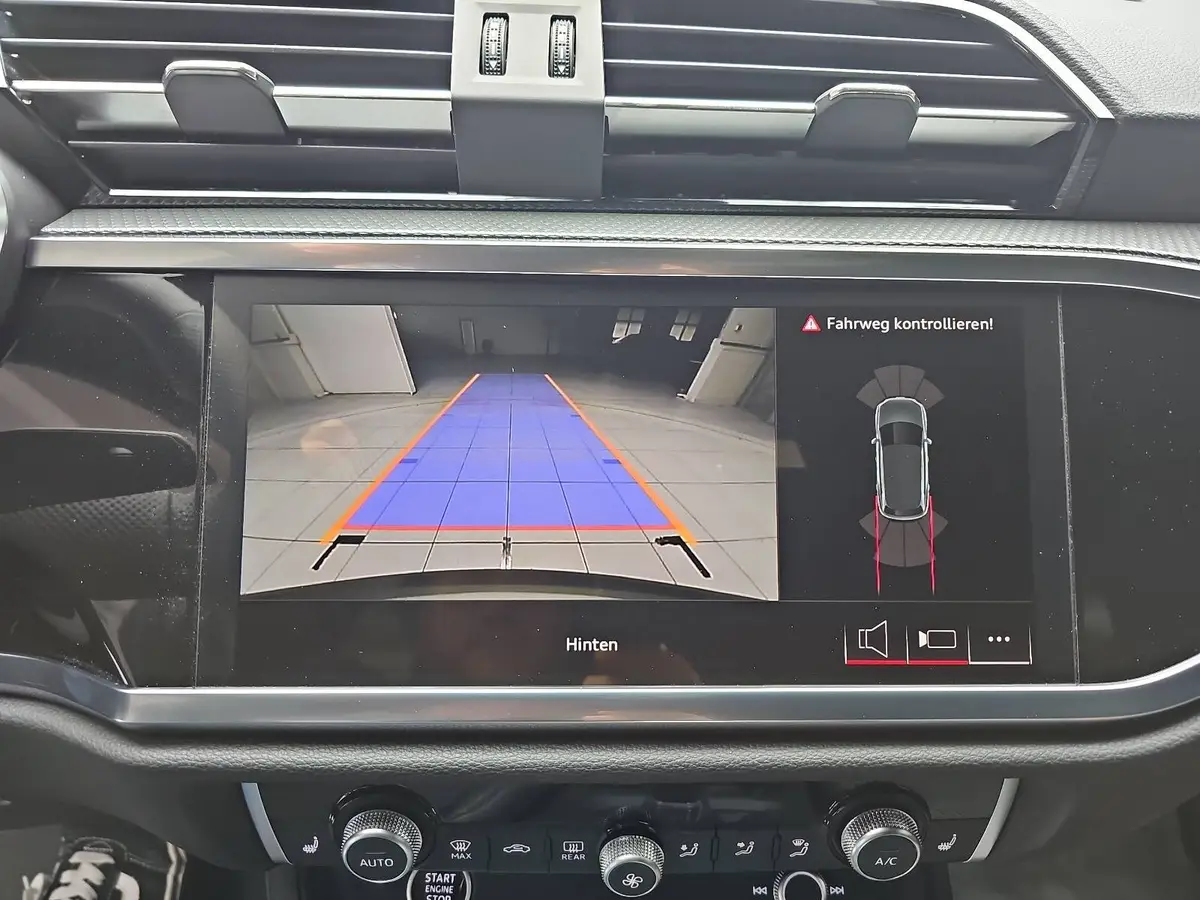 AUDI Q3 35 TDI S-TRONIC S LINE NAVI LED PANO ACC BLACK+ KA