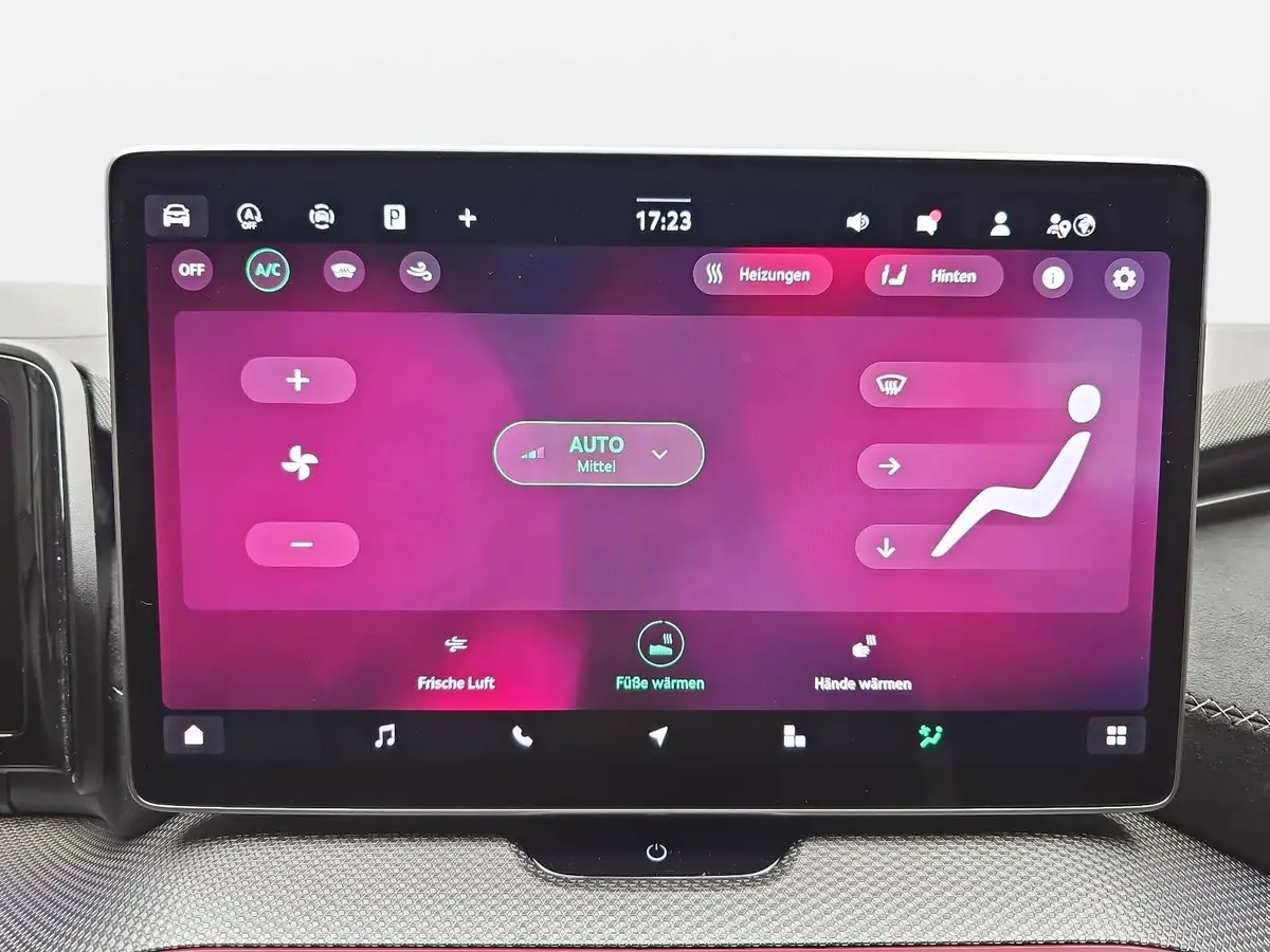 SKODA KODIAQ 2.0 TDI DSG SPORTLINE 4X4 NAVI LED ACC PANO 7S AHK