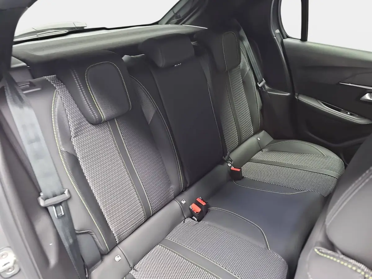 PEUGEOT 208 1.2 HYBRID 110 E-DSC6 GT KLIMA LED MIRROR-SCREEN K