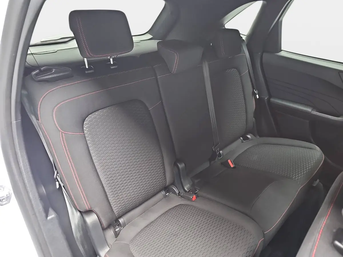 FORD KUGA 1.5 EB AUTO. ST-LINE NAVI LED KLIMAAUTO WINTER SIC