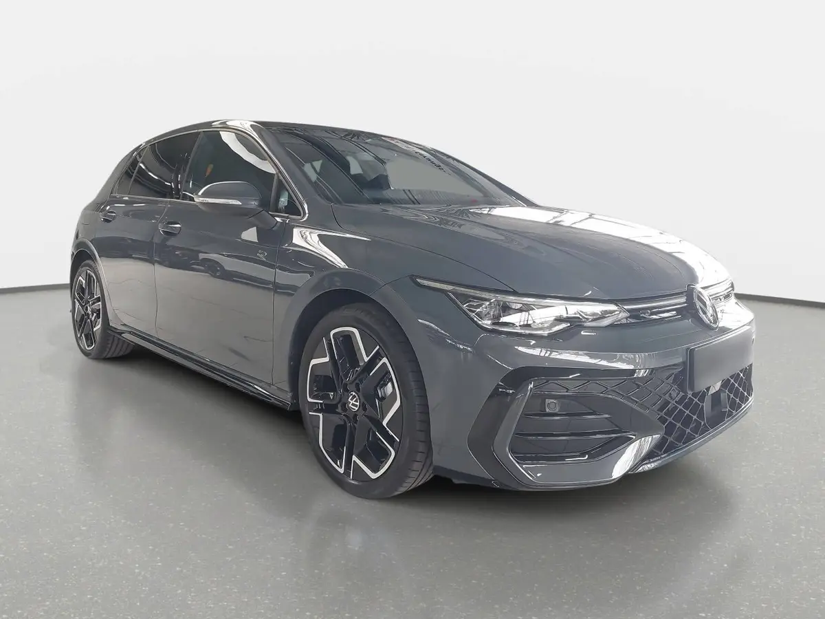 VW GOLF 1.5 ETSI DSG VIII R-LINE NAVI MATRIX-LED