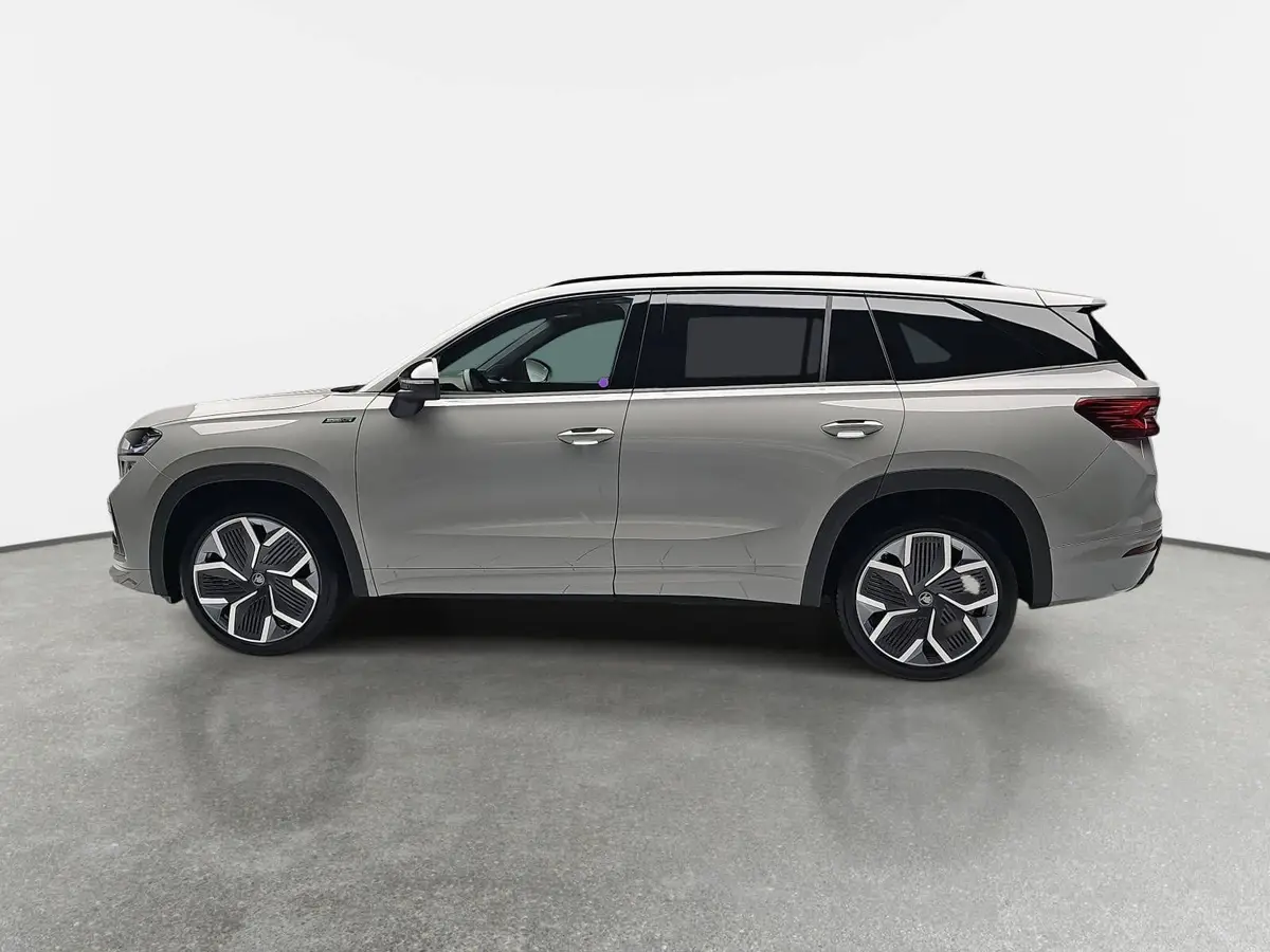 SKODA KODIAQ 2.0 TDI DSG SPORTLINE 4X4 PANO AHK