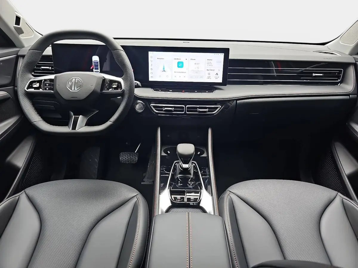 MG HS 1.5 HYBRID+ MY25.5 LUXURY LEDER 360-GRAD-KAMERA 19-ZOLL-LM