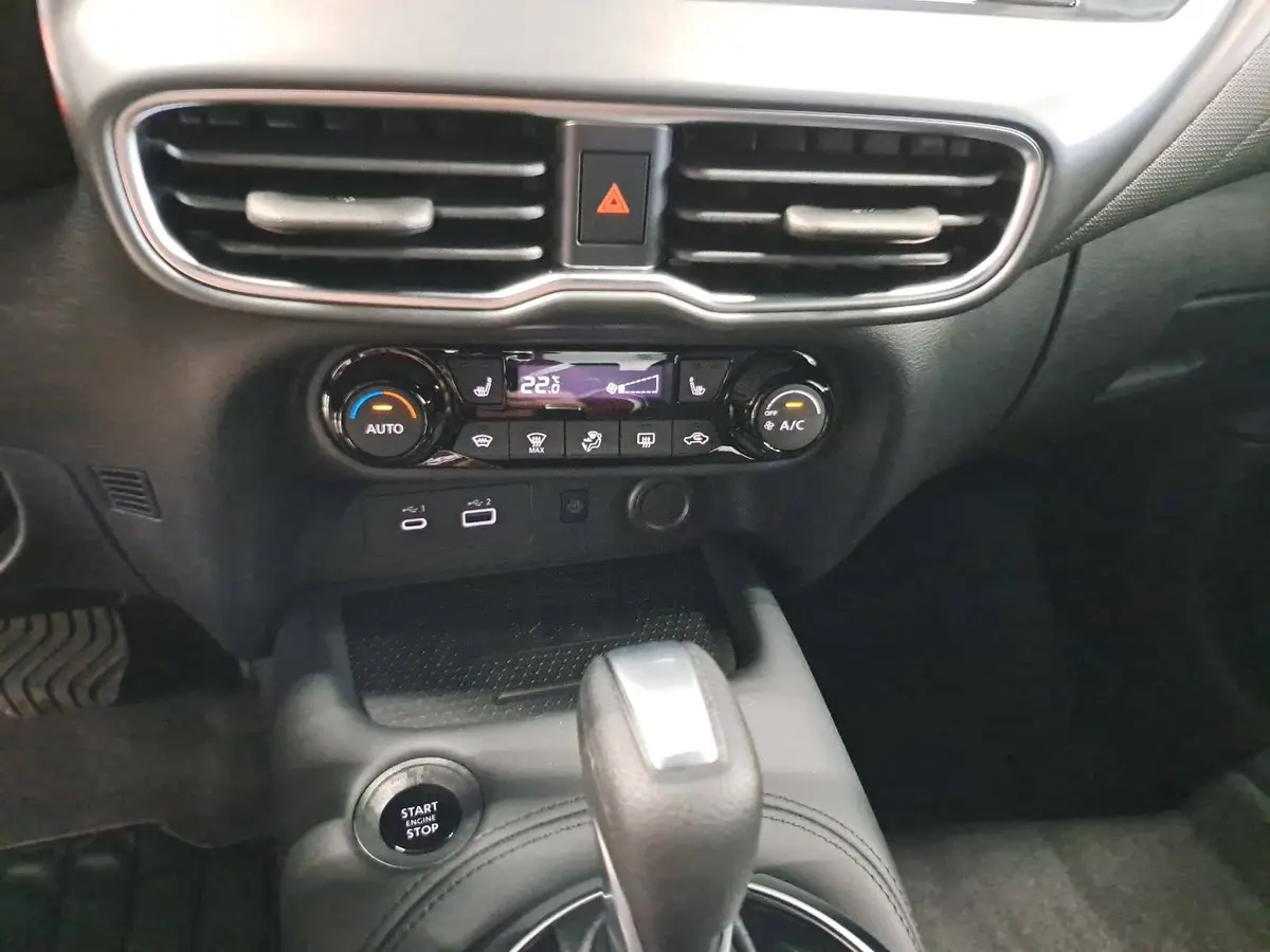 NISSAN JUKE 1.0 DIG-T 5T AUTO. N-CONNECTA NAVI WINTER FRONTSCHEIBENHEIZUNG