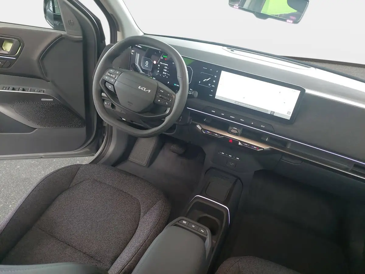 KIA EV2 61.0 KWH EARTH MJ27 4SITZE WINTER-CONNECT TECHN DRIVEWISE-PARK DESIGN