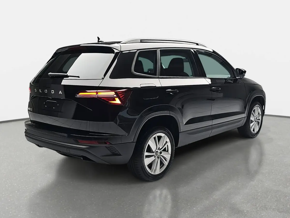 SKODA KAROQ 1.5 TSI DSG SELECTION NAVI LED ACC WINTER KAMERA A