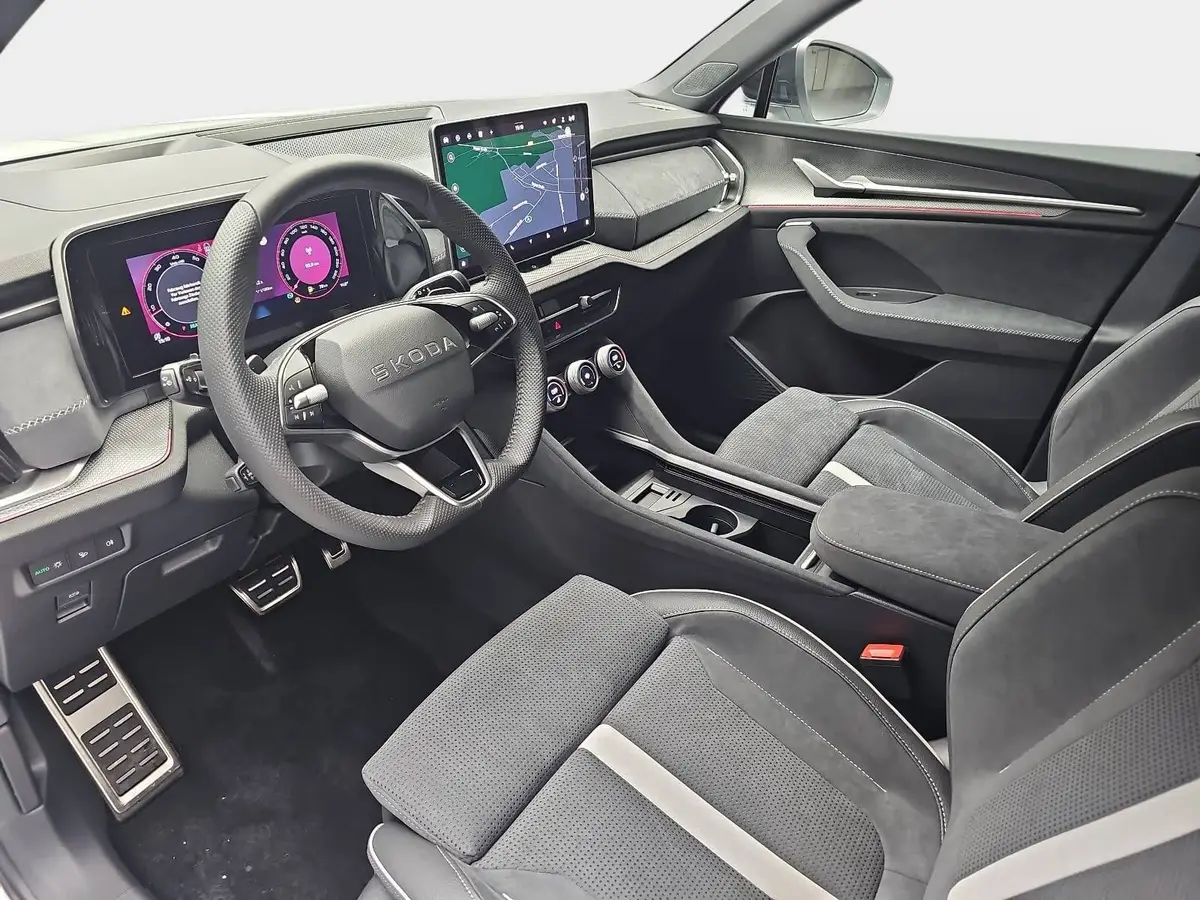 SKODA KODIAQ 1.5 TSI DSG SPORTLINE NAVI LED ACC PANO WINTER AHK