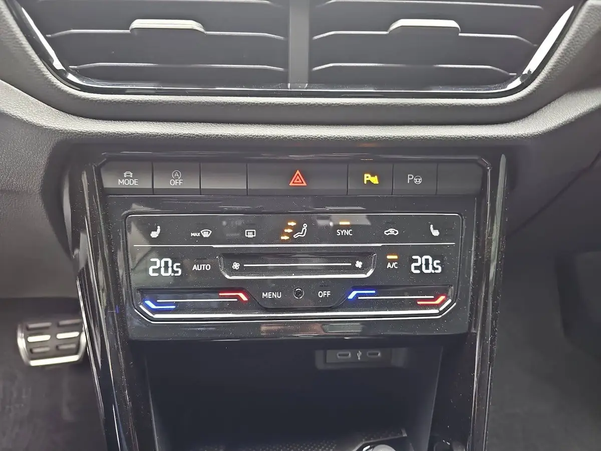 VW T-ROC 1.5 TSI DSG CABRIOLET R-LINE NAVI LED